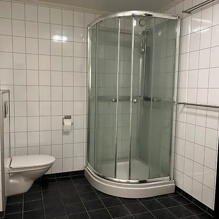 Stedjeasen 70 * Sogndal